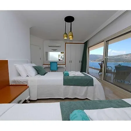 Sleeps 12 Pool Air Con Wifi *