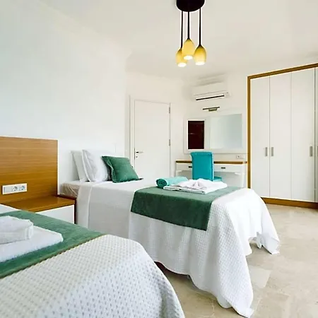Sleeps 12 Pool Air Con Wifi Kalkan