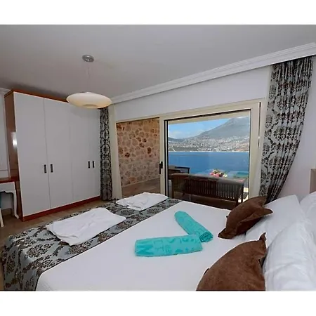 Villa Sleeps 12 Pool Air Con Wifi