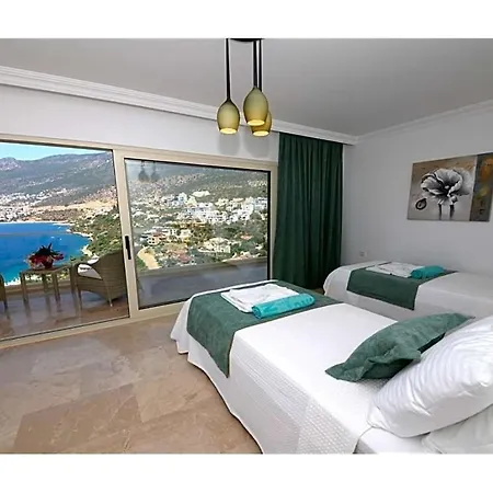 Sleeps 12 Pool Air Con Wifi Villa